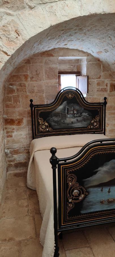 Antico Trullo Immerso Nella Campagna 알베르벨로 외부 사진